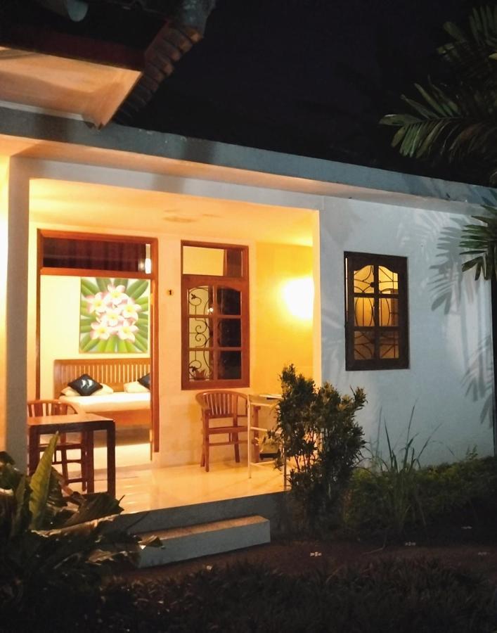 Kaia Lovina Guest House Bagian luar foto