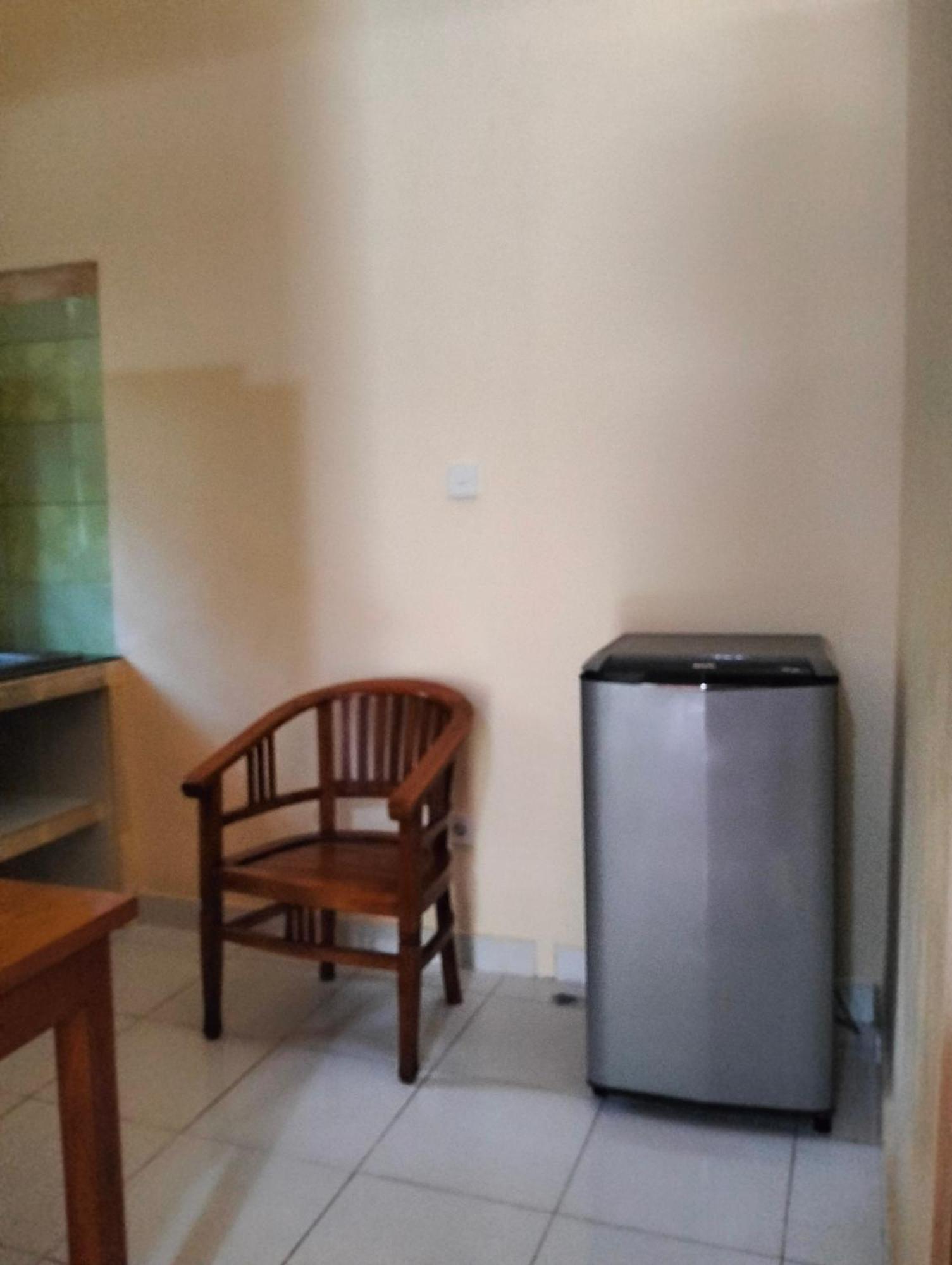 Kaia Lovina Guest House Bagian luar foto