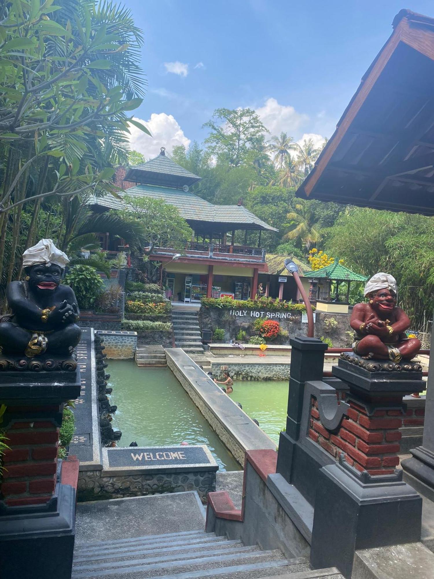 Kaia Lovina Guest House Bagian luar foto