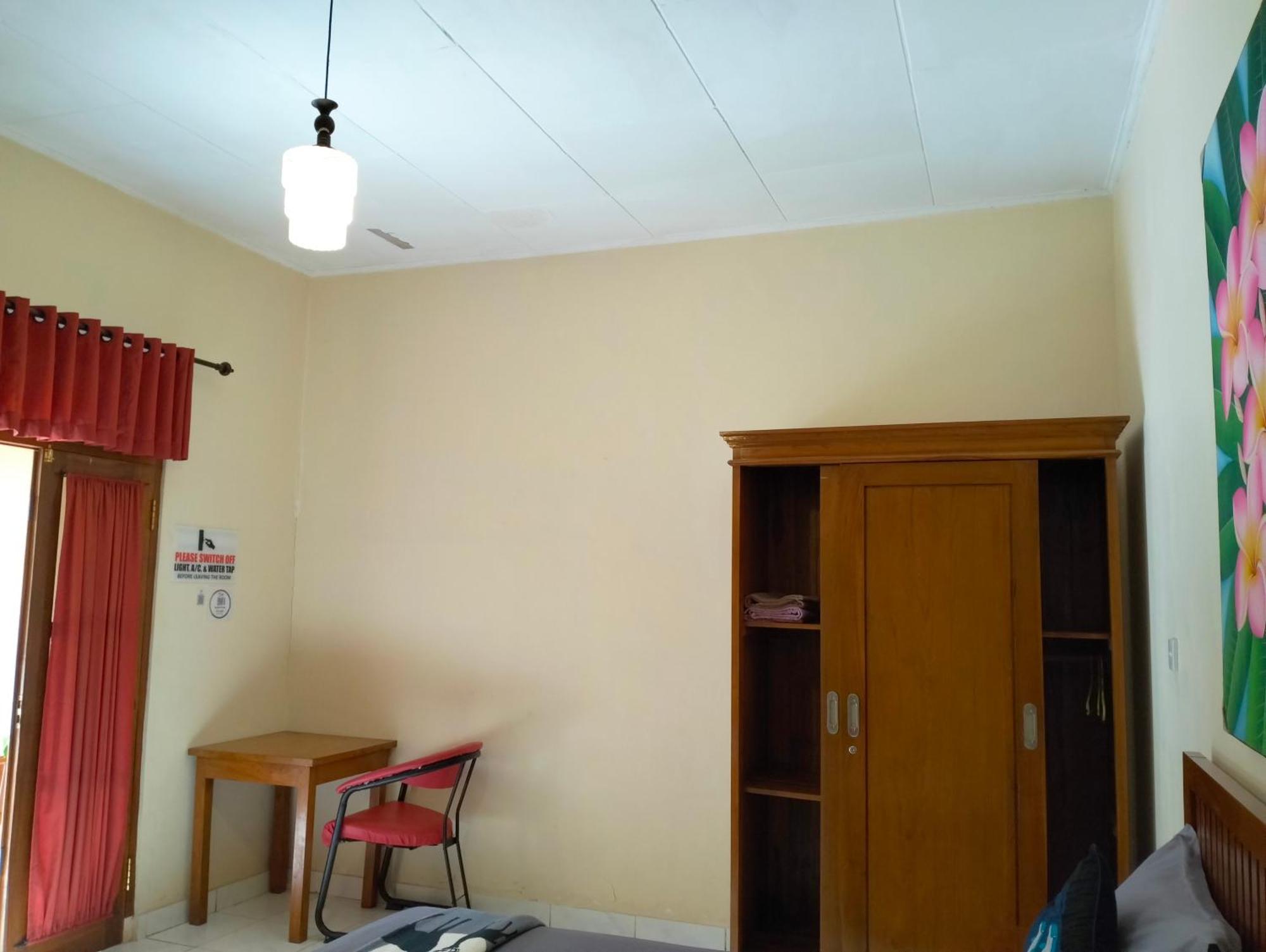 Kaia Lovina Guest House Bagian luar foto