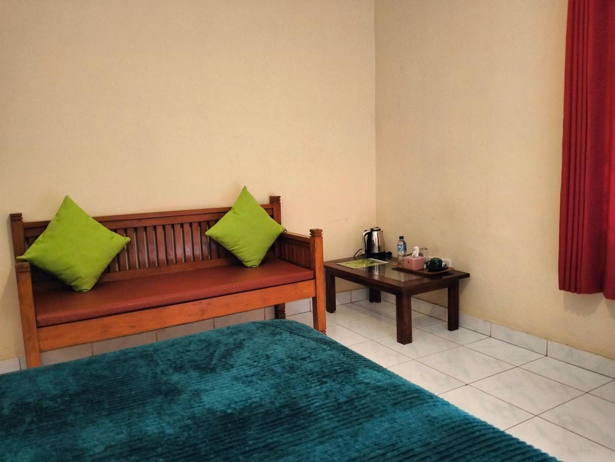 Kaia Lovina Guest House Bagian luar foto